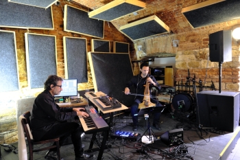 30 anys de la Constitució: Organic Waves Project