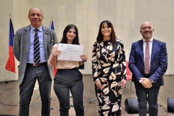 Certificats de català 2024 i Blau de Prússia